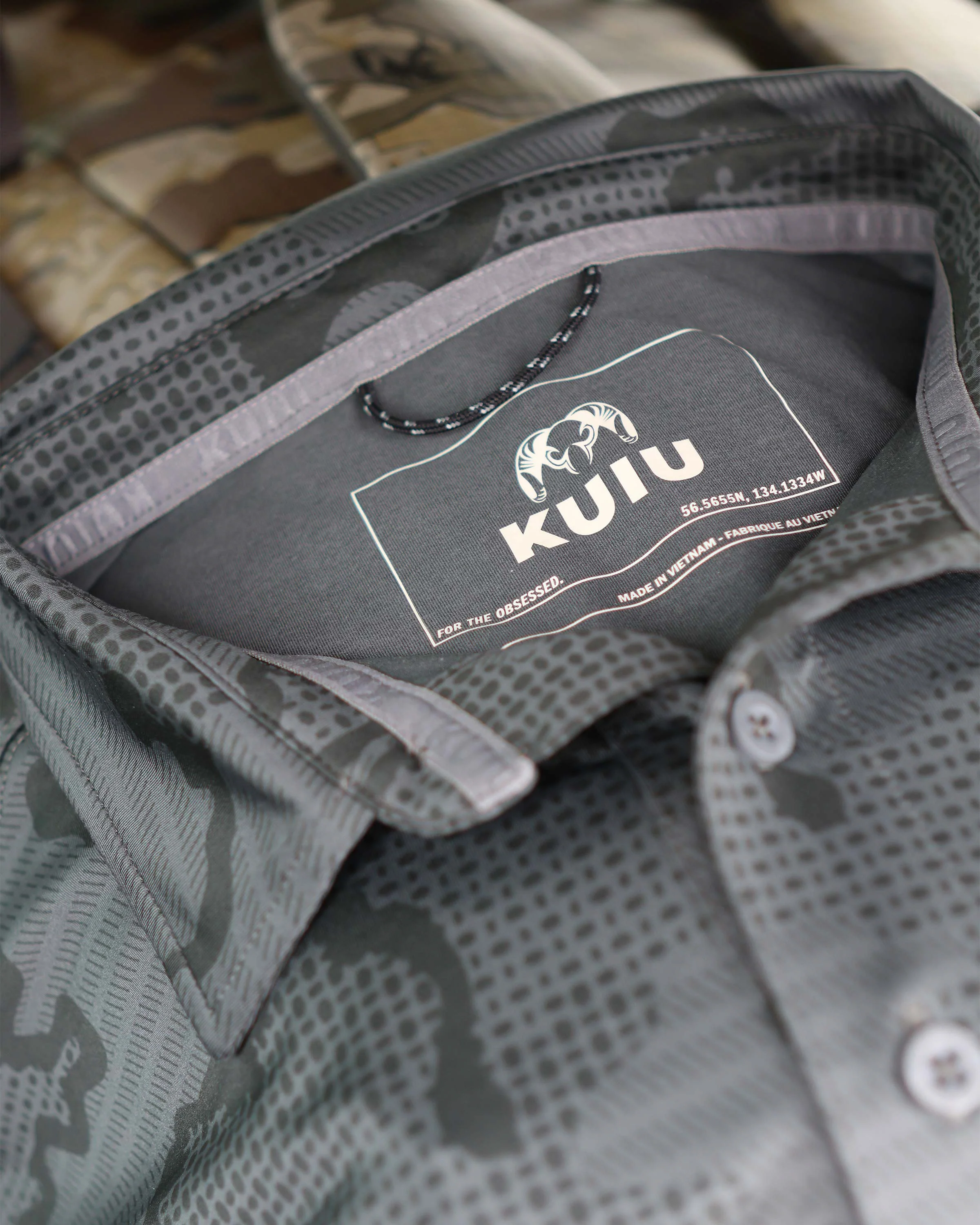 KUIU Performance Polo | Gunmetal Tonal - Image 8