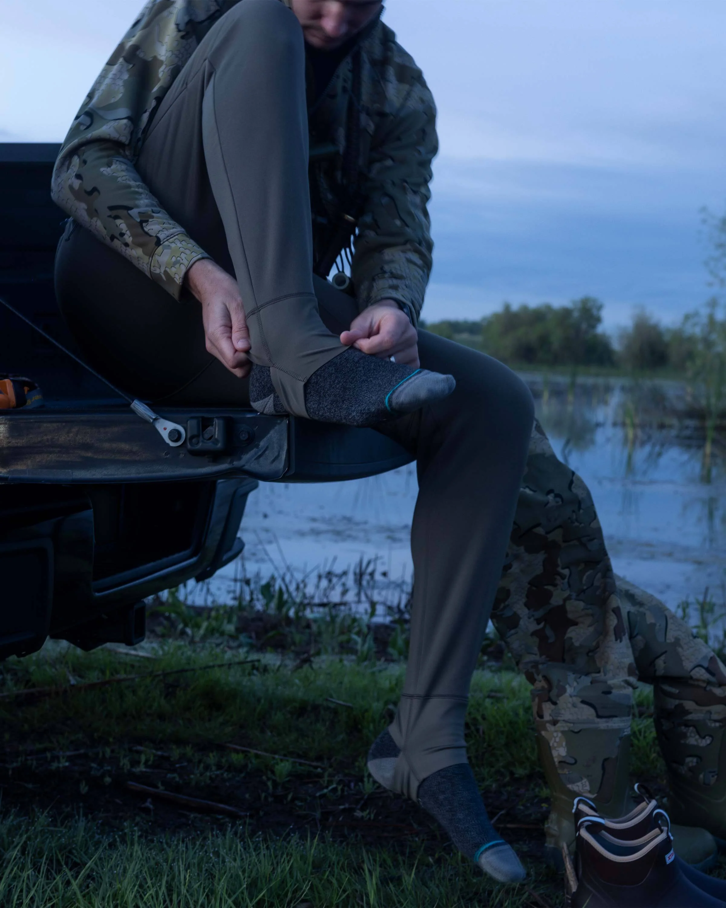 StrongFleece 290 Layering Pant | Black - Image 9